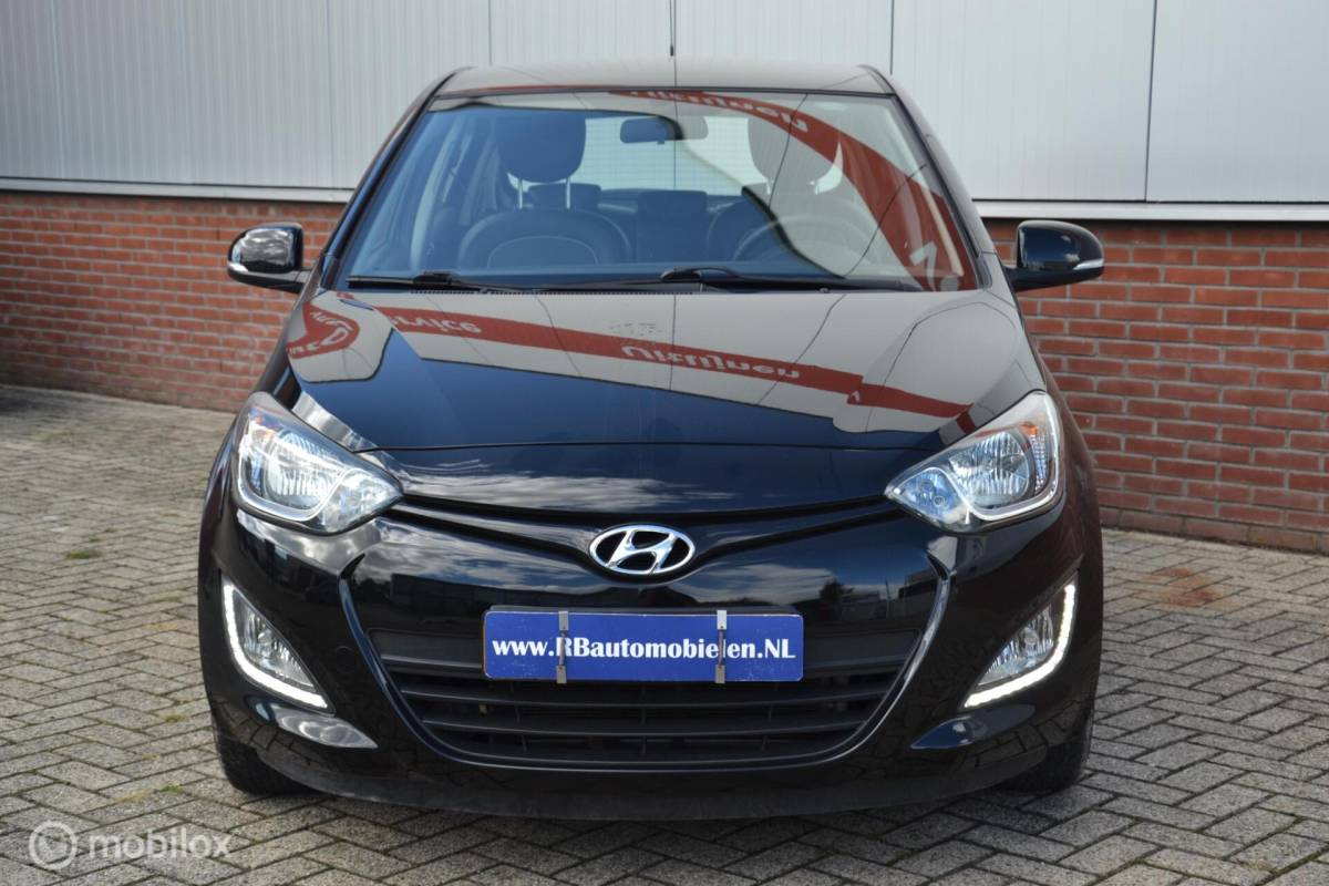Hyundai i20 Hyundai i20 1.2i i-Vision|43.518KM|Dealer|stoelverw|1e eig|