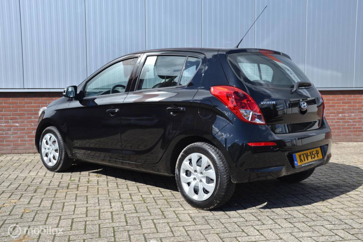 Hyundai i20 Hyundai i20 1.2i i-Vision|43.518KM|Dealer|stoelverw|1e eig|