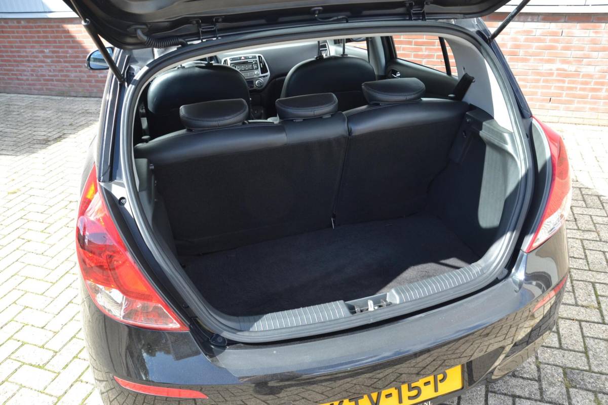 Hyundai i20 Hyundai i20 1.2i i-Vision|43.518KM|Dealer|stoelverw|1e eig|