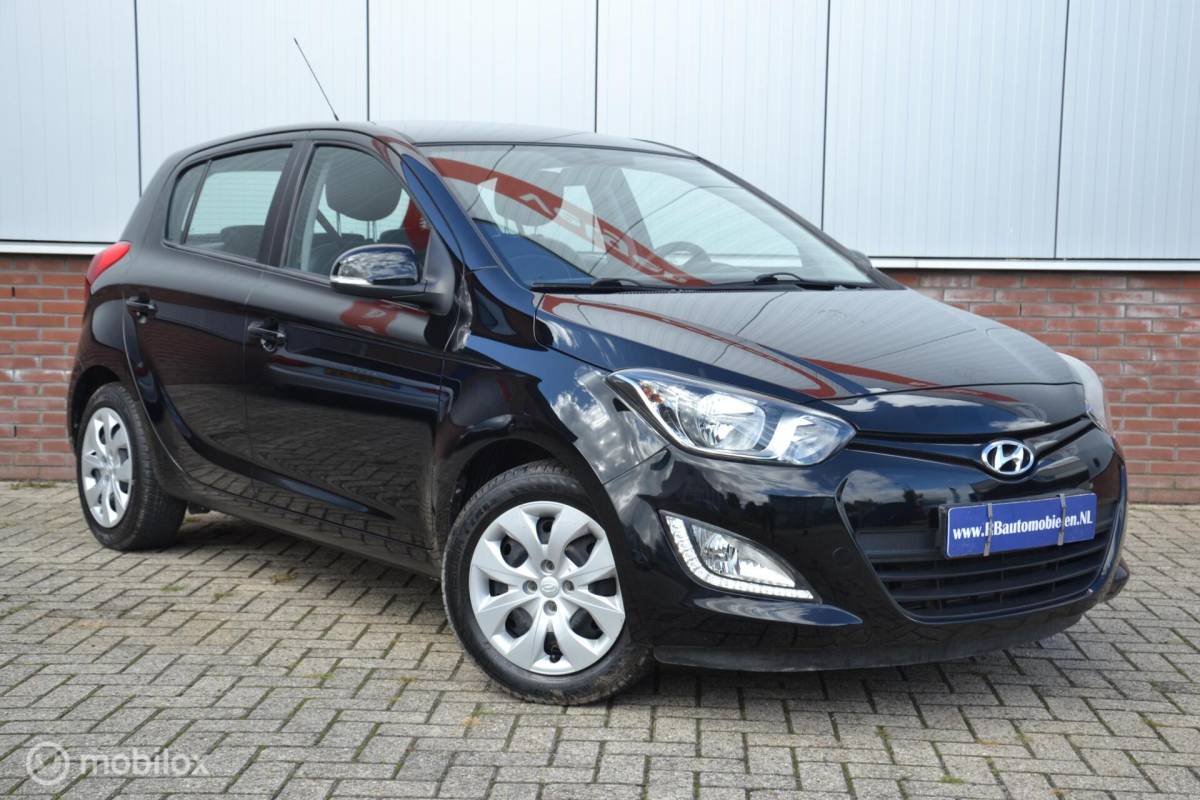 Hyundai i20 Hyundai i20 1.2i i-Vision|43.518KM|Dealer|stoelverw|1e eig|