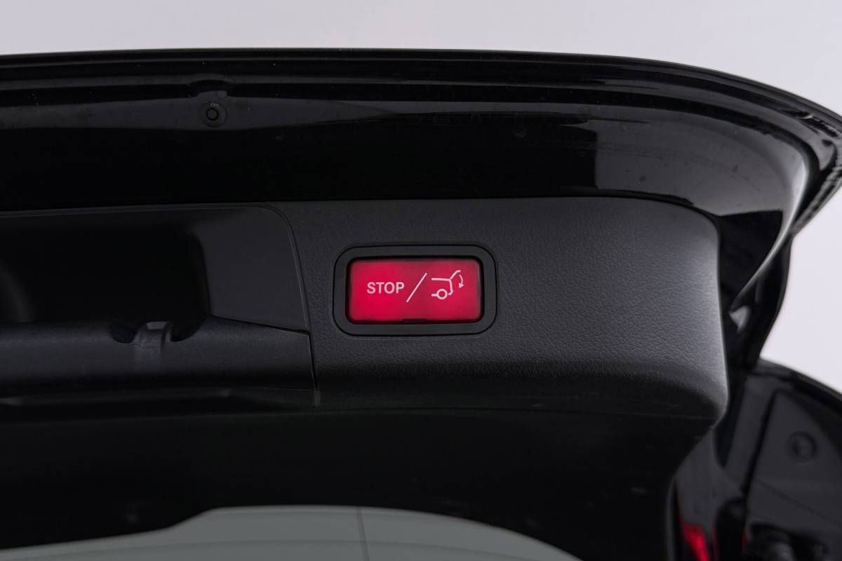 Mercedes-Benz B-Klasse Mercedes-Benz B-klasse 180 Business Solution AMG-Line | Panoramadak | Org NL | CarPlay | Camera | Navigatie | Stoelverwarming |
