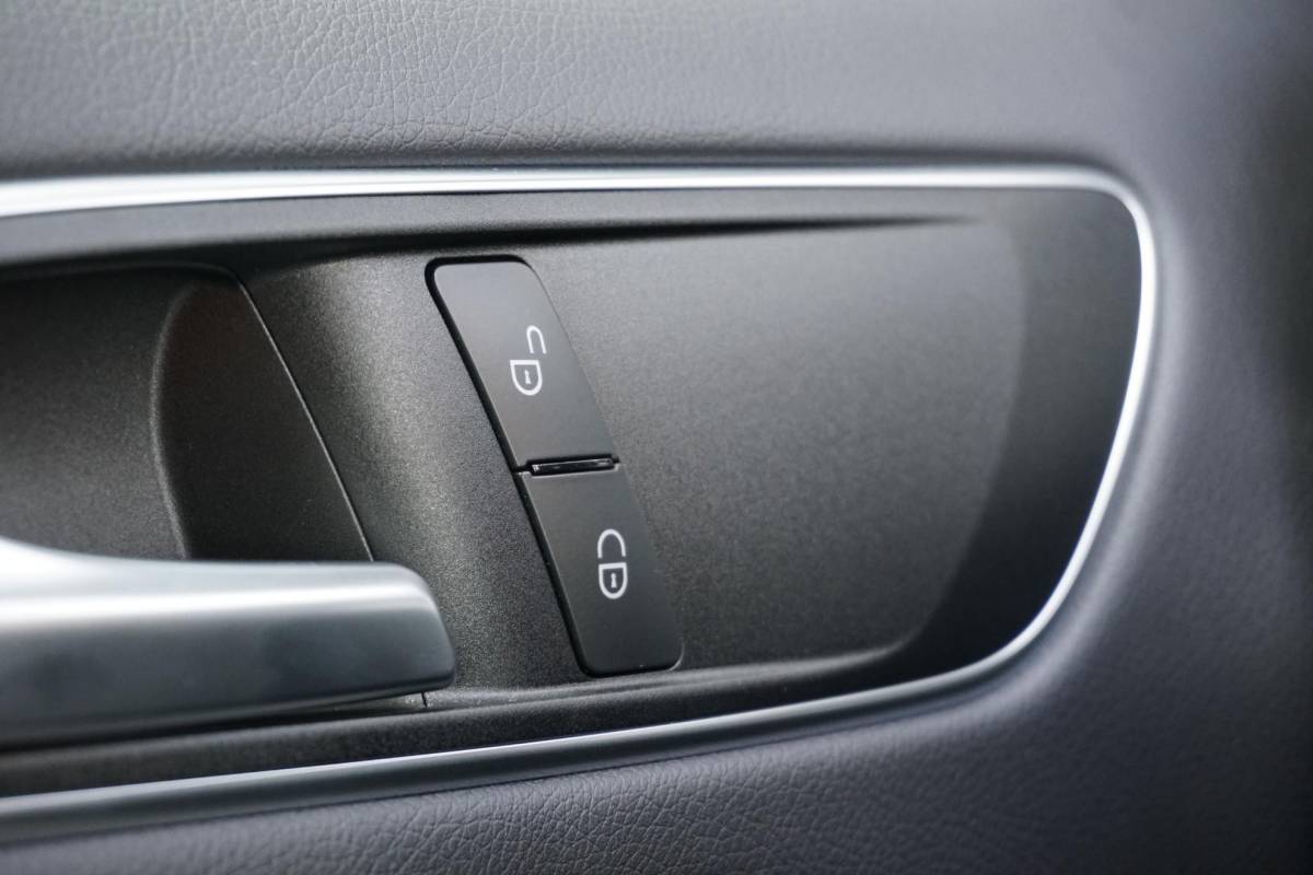 Mercedes-Benz B-Klasse Mercedes-Benz B-klasse 180 Prestige + CAMERA / NAVI / CLIMATE CONTROL