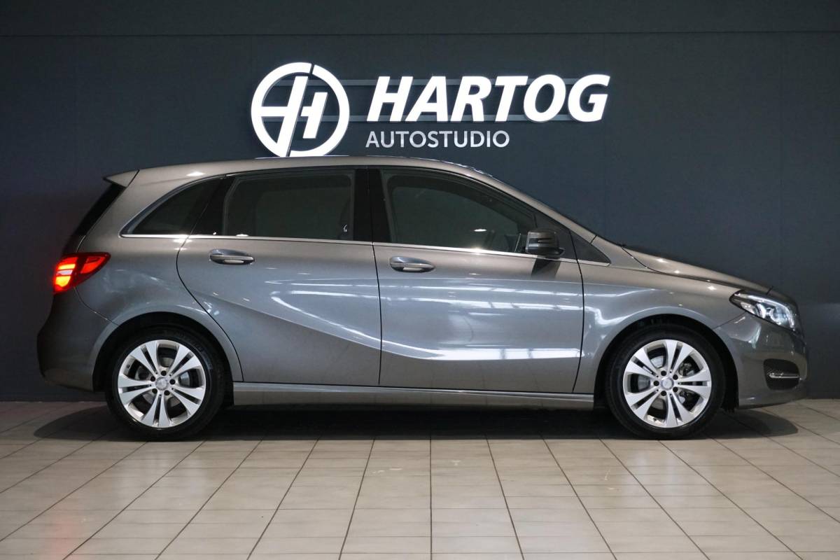 Mercedes-Benz B-Klasse Mercedes-Benz B-klasse 180 Prestige + CAMERA / NAVI / CLIMATE CONTROL