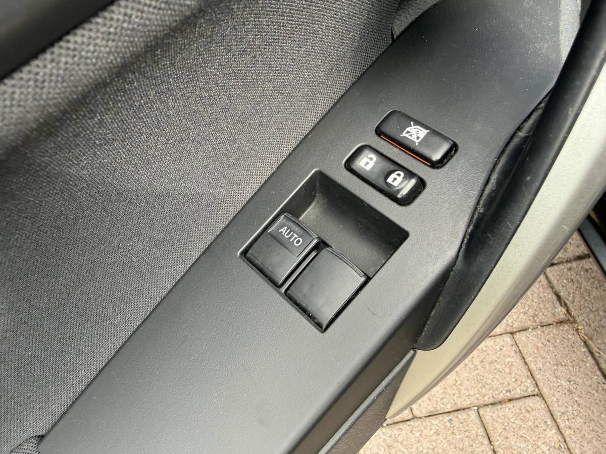 Toyota Auris Toyota Auris Touring Sports 1.8 Hybrid Lease 136PK | Climate Control | Camera | Panoramadak | Lichtmetalen Velgen