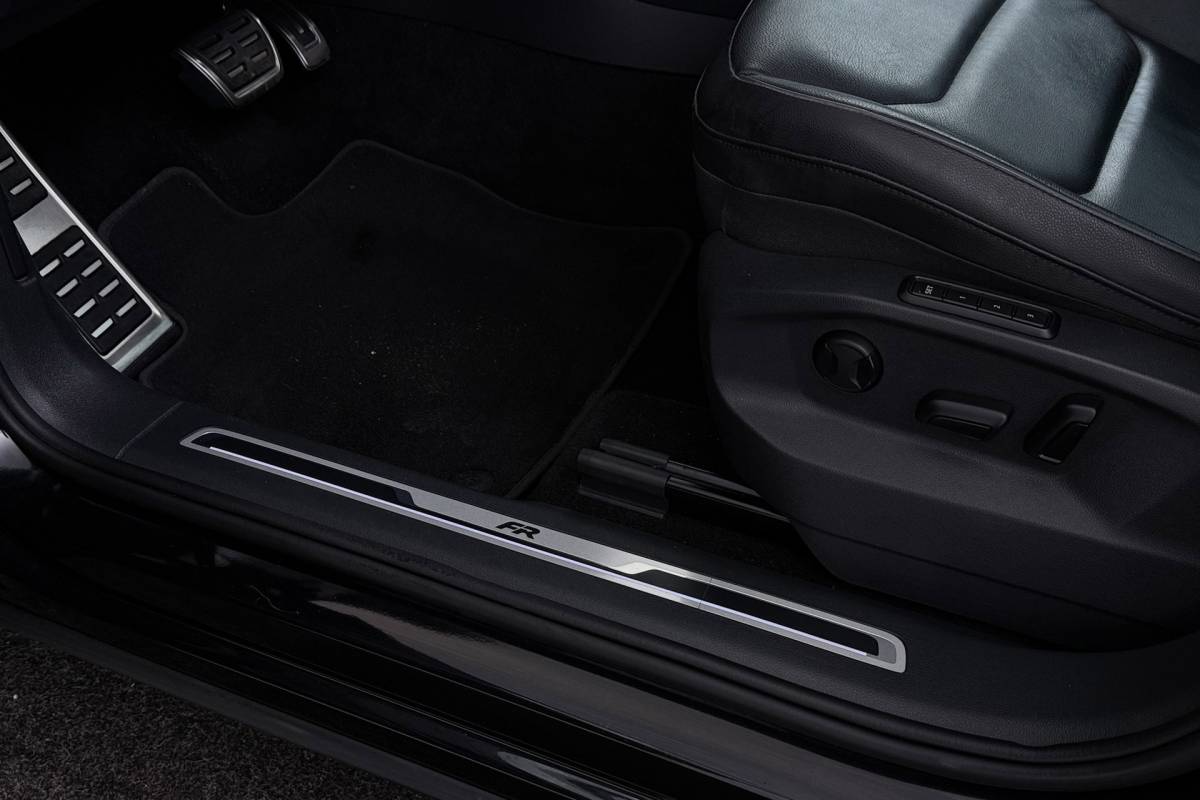 SEAT Tarraco Seat Tarraco 1.4 TSI e-Hybrid PHEV FR | 95% SOH | Uitklap Trekhaak | Panoramadak | Stoelverwarming | Digital Cockpit | CarPlay |