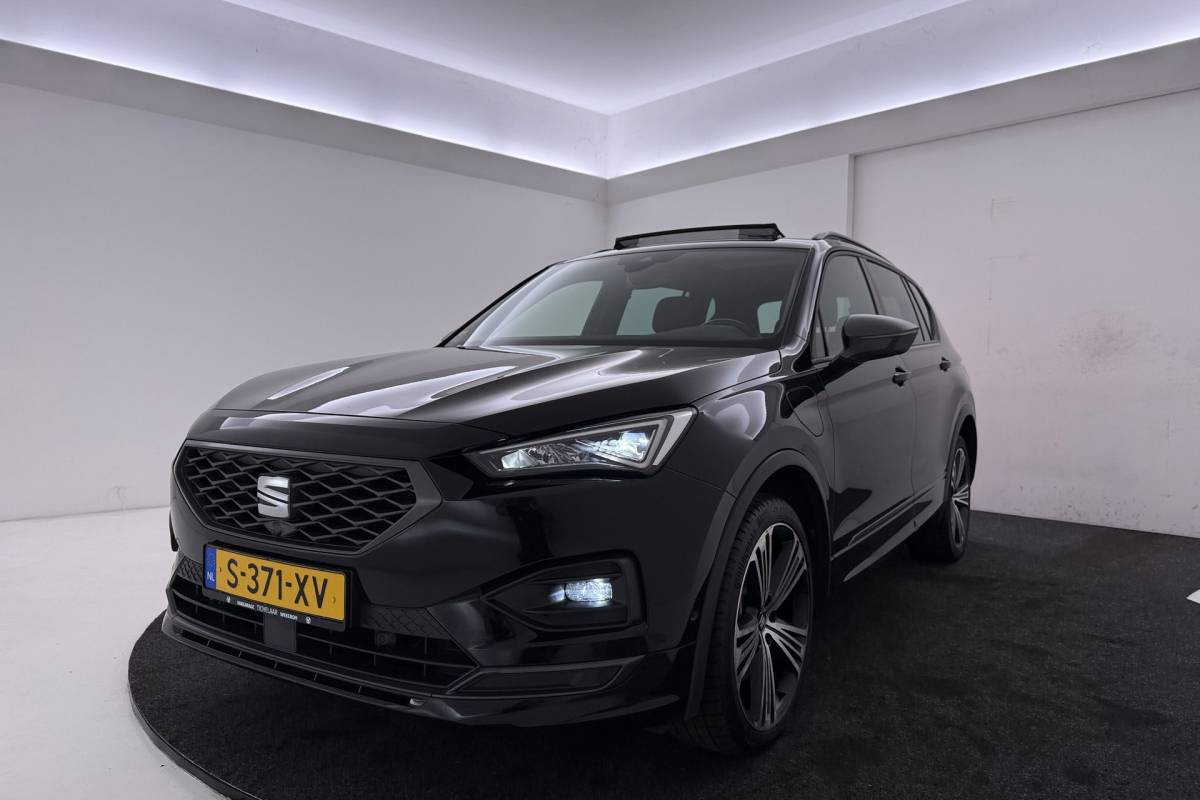SEAT Tarraco Seat Tarraco 1.4 TSI e-Hybrid PHEV FR | 95% SOH | Uitklap Trekhaak | Panoramadak | Stoelverwarming | Digital Cockpit | CarPlay |