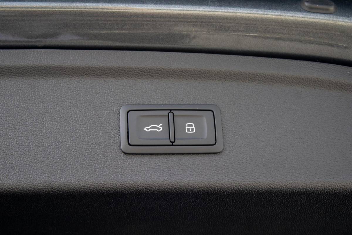 Audi A3 Audi A3 Sportback 40 TFSIe Sline Pano Maxton B&O ACC Parkeerhulp Keyless