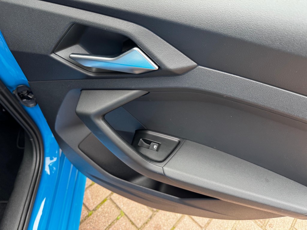 Audi A1 Sportback Audi A1 SPORTBACK 30 TFSI PRO LINE S / CARPLAY / CRUISE / MATRIX-LED / RIJKLAAR!