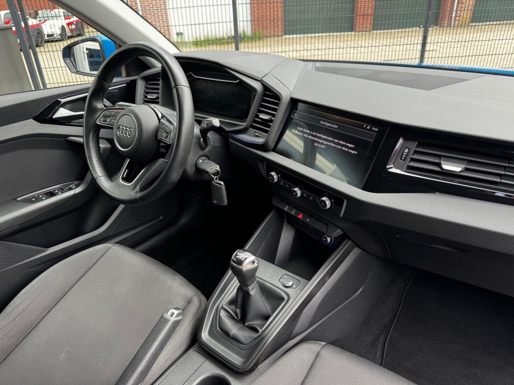 Audi A1 Sportback Audi A1 SPORTBACK 30 TFSI PRO LINE S / CARPLAY / CRUISE / MATRIX-LED / RIJKLAAR!