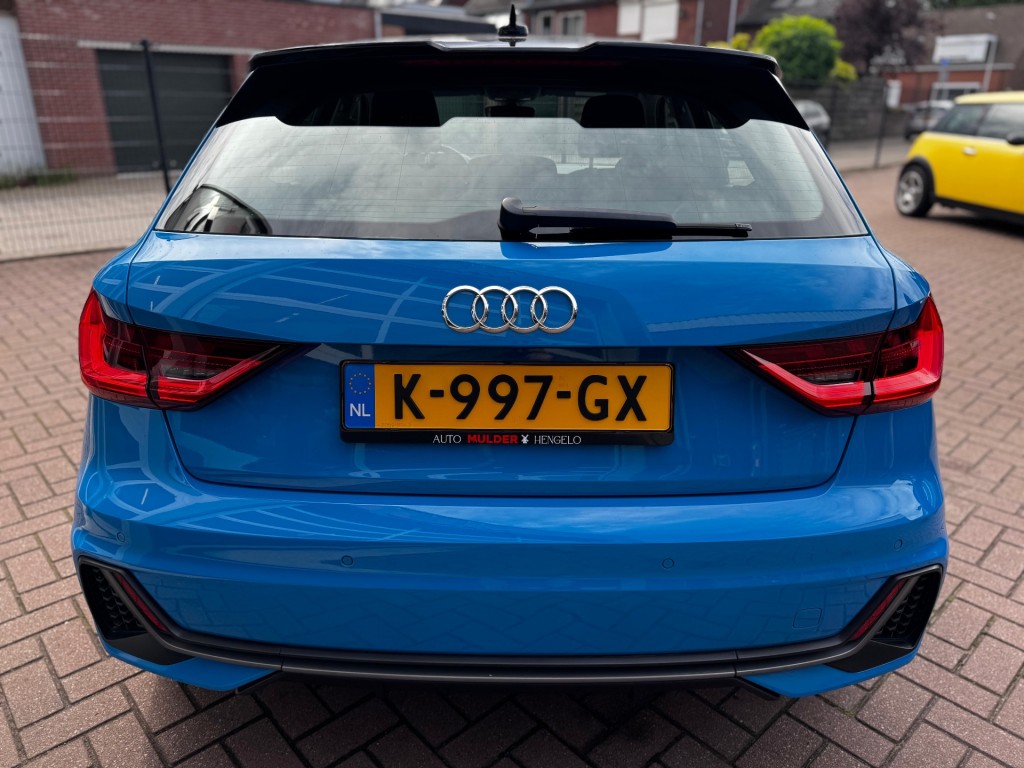 Audi A1 Sportback Audi A1 SPORTBACK 30 TFSI PRO LINE S / CARPLAY / CRUISE / MATRIX-LED / RIJKLAAR!