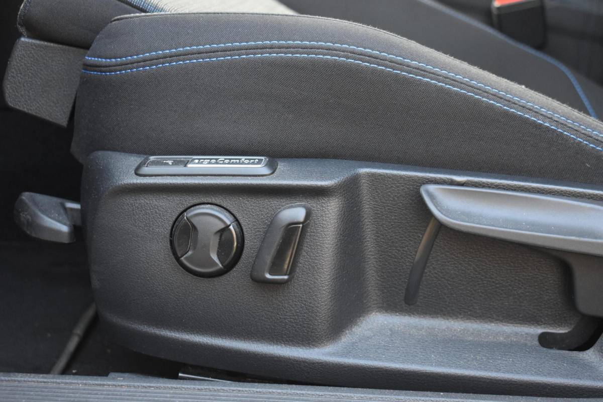 Volkswagen Passat Volkswagen Passat Variant 1.4 TSI PHEV GTE Business | Trekhaak | Massagestoelen | Pano |