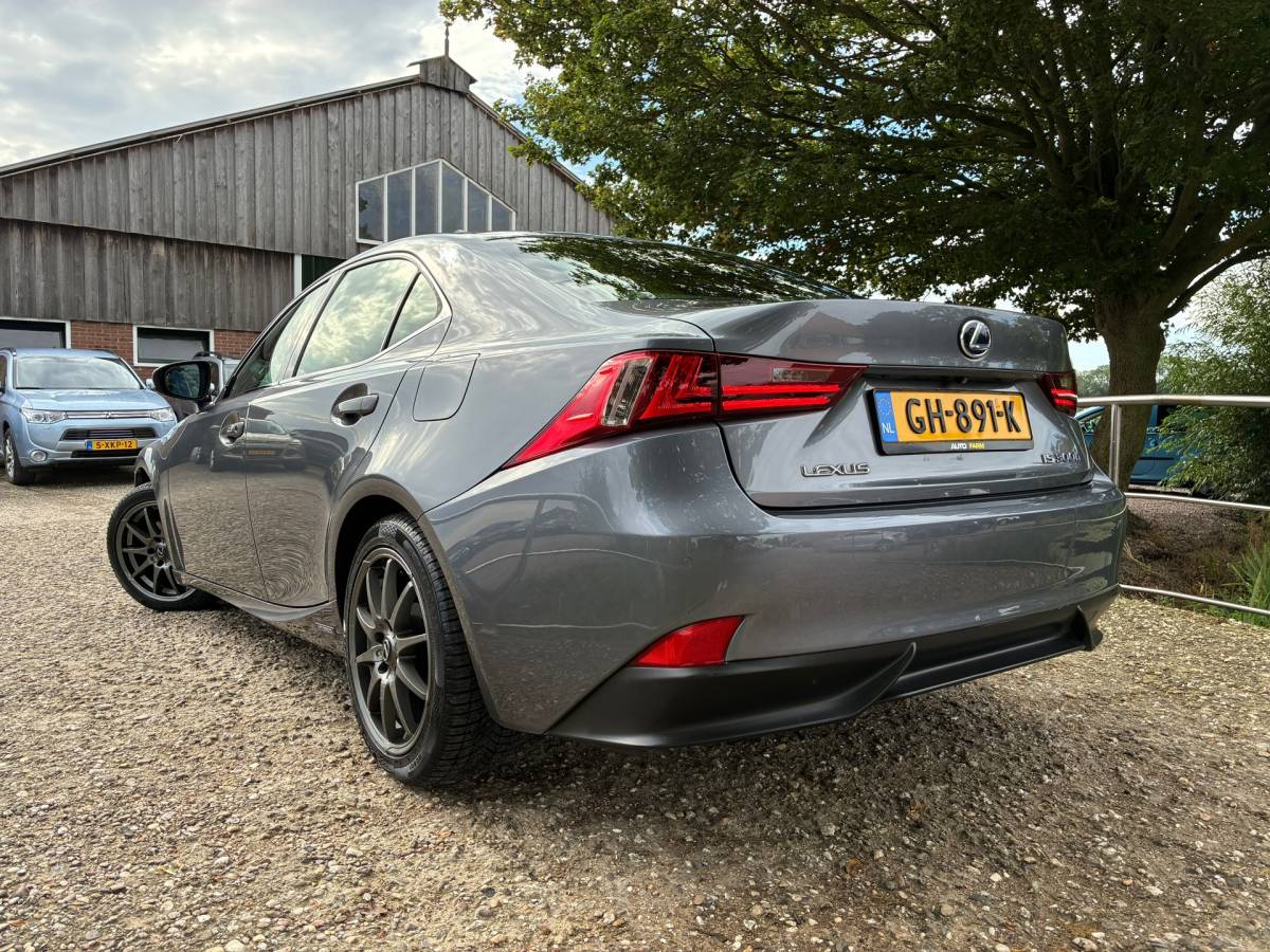 Lexus IS Lexus IS 300h Business Hybride | Xenon + Leder + Navi nu €13.975,-!!