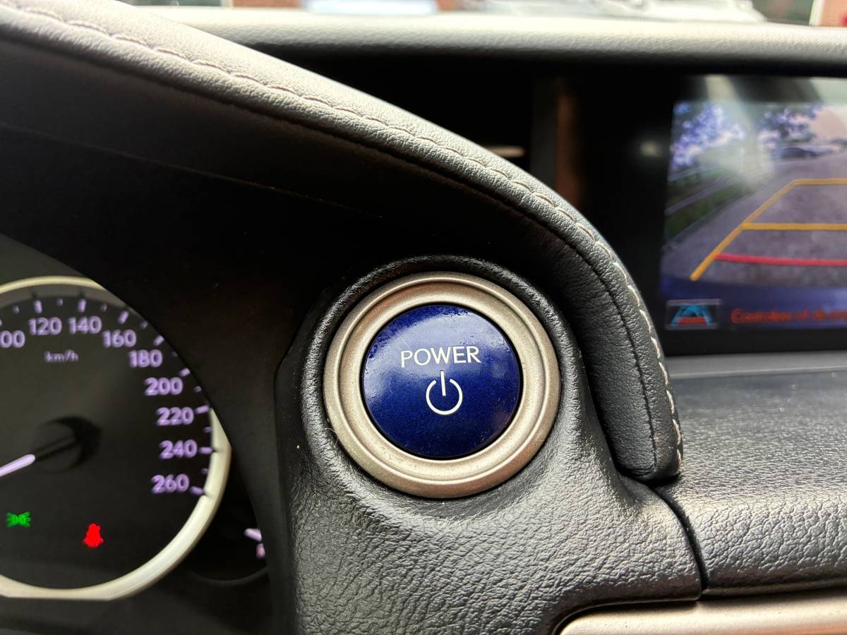 Lexus IS Lexus IS 300h Business Hybride | Xenon + Leder + Navi nu €13.975,-!!