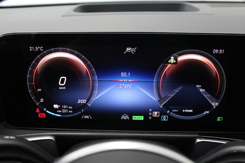 Mercedes-Benz EQB Mercedes-Benz EQB 250+ Luxury Line 71 kWh, SOH98% | LEDER | SFEERVERLICHTING | ELEC-ACHTERKLEP