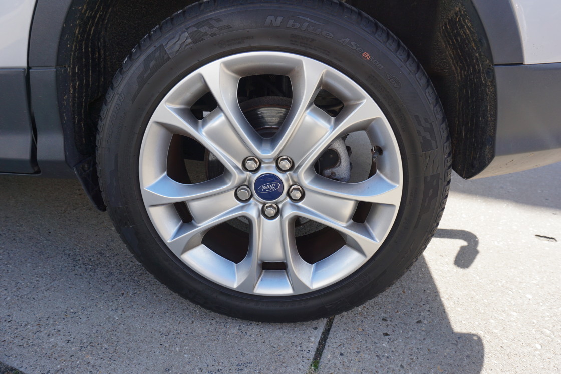 Ford Kuga Ford Kuga 1.6 Automaat Titanium Plus 4WD el.achterklep