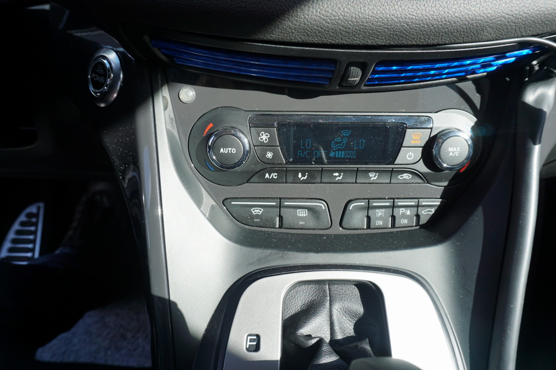 Ford Kuga Ford Kuga 1.6 Automaat Titanium Plus 4WD el.achterklep