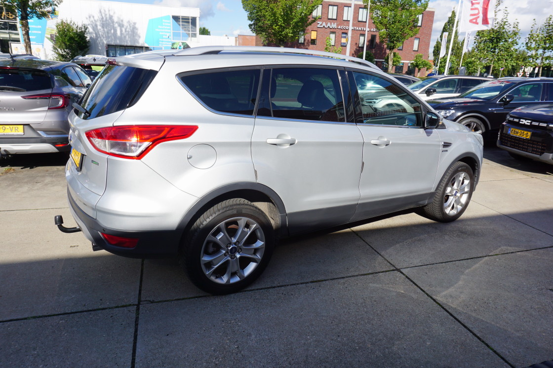 Ford Kuga Ford Kuga 1.6 Automaat Titanium Plus 4WD el.achterklep