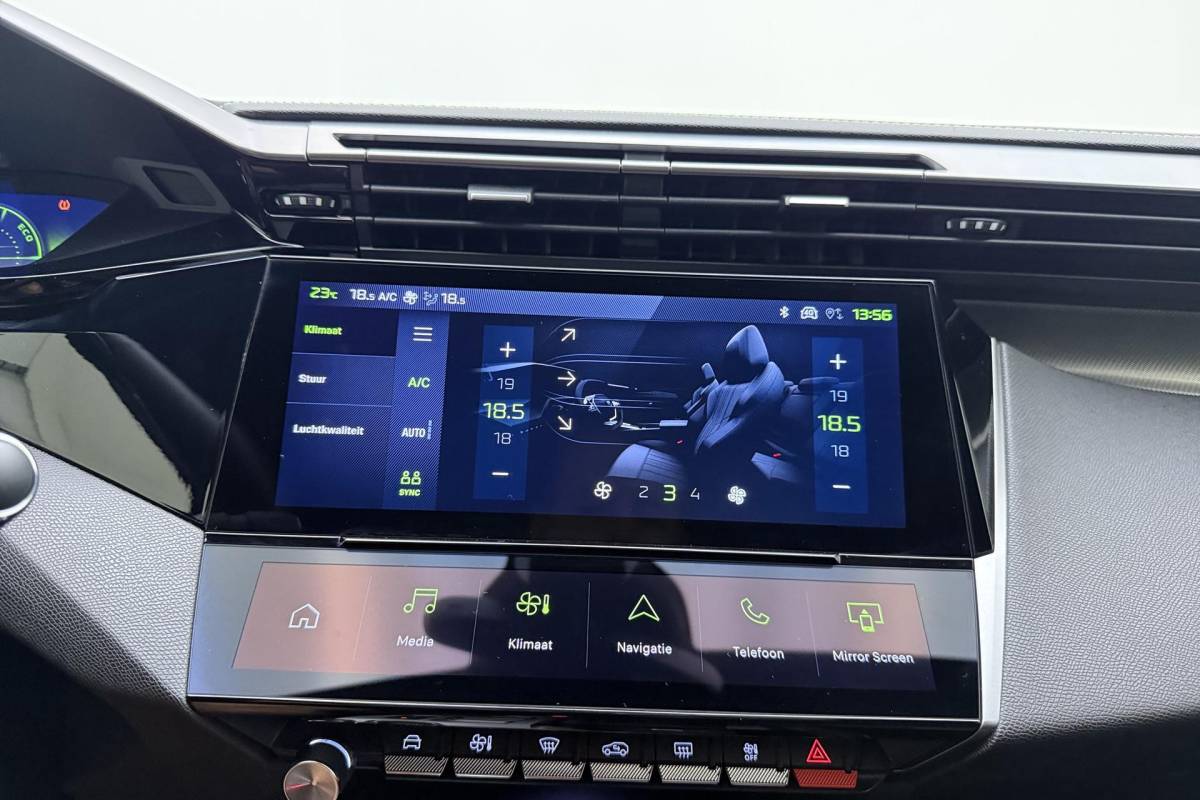 Peugeot 408 Peugeot 408 1.2 Hybrid 145 e-DCS6 GT Navigatie | Cruise Control Adaptief | Electrische Achterklep | Stuurverwarming | Climate Control