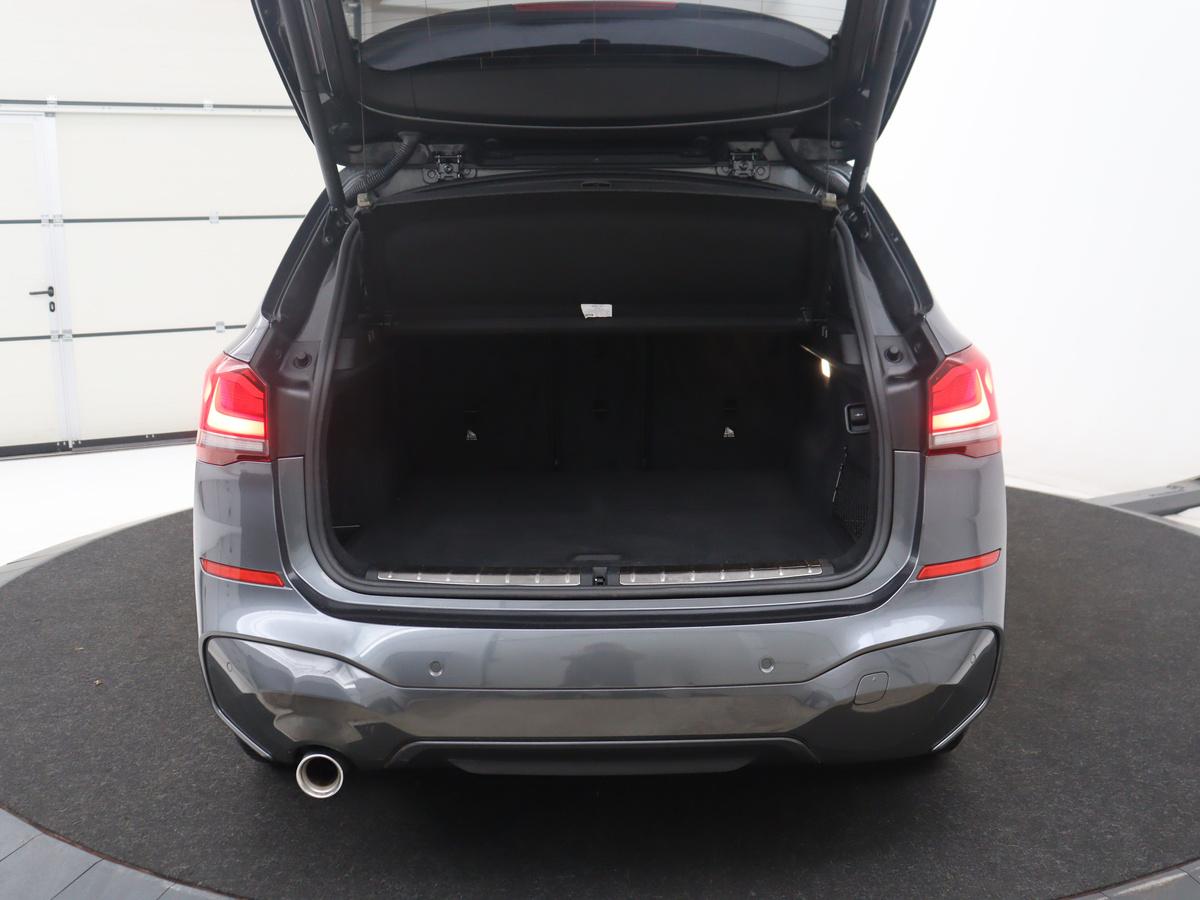 BMW X1 BMW X1 sDrive18i High Executive M-sport | Head-up | Half Leder | Adaptive cruise |  Full LED | Climate control | Stoelverwarming | Navigatie | Park assist | Camera |