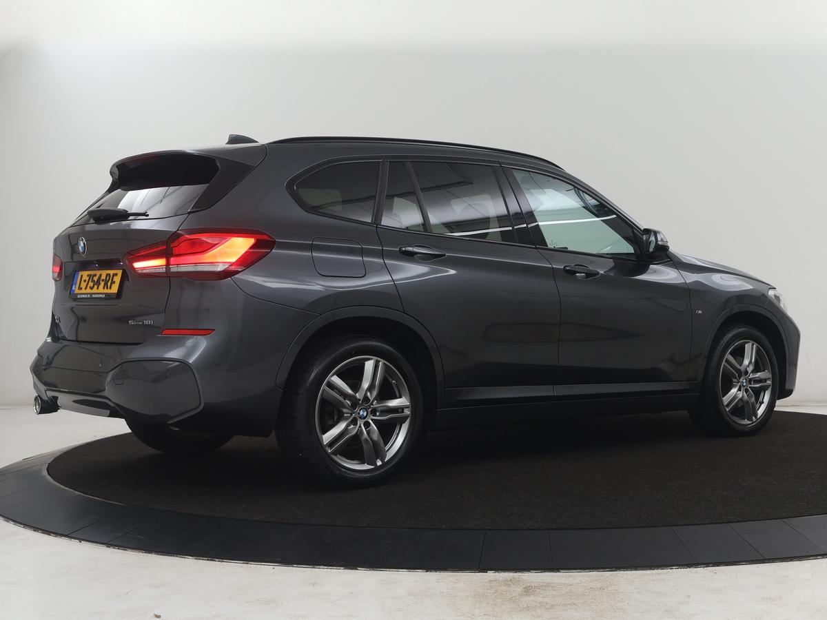 BMW X1 BMW X1 sDrive18i High Executive M-sport | Head-up | Half Leder | Adaptive cruise |  Full LED | Climate control | Stoelverwarming | Navigatie | Park assist | Camera |