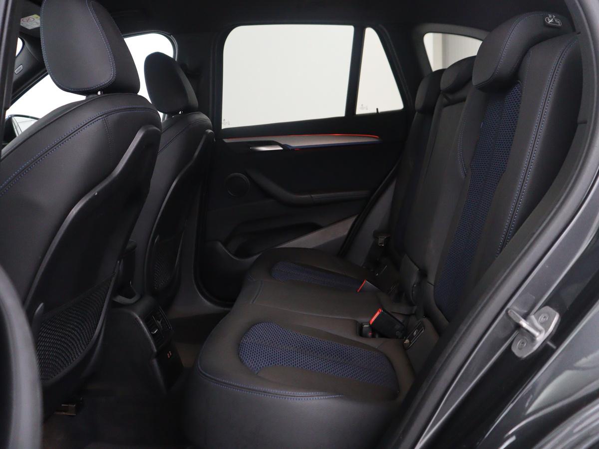 BMW X1 BMW X1 sDrive18i High Executive M-sport | Head-up | Half Leder | Adaptive cruise |  Full LED | Climate control | Stoelverwarming | Navigatie | Park assist | Camera |