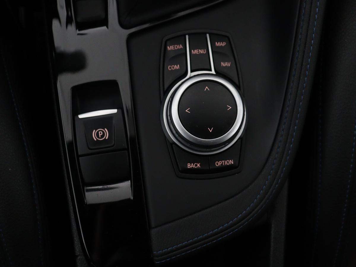 BMW X1 BMW X1 sDrive18i High Executive M-sport | Head-up | Half Leder | Adaptive cruise |  Full LED | Climate control | Stoelverwarming | Navigatie | Park assist | Camera |