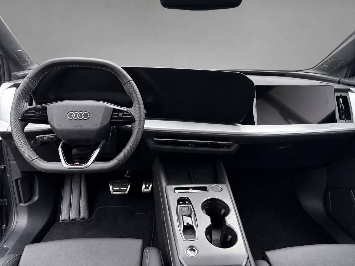 Audi Q4 Sportback e-tron Audi Q4 Sportback e-tron S edition quattro performance 82 kWh · Tech Pro · Panorama dak · SONOS Sound · Ambient lighting · Head-up Display