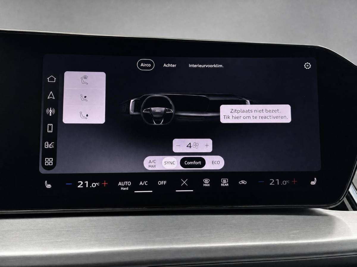 Audi Q4 Sportback e-tron Audi Q4 Sportback e-tron S edition quattro performance 82 kWh · Tech Pro · Panorama dak · SONOS Sound · Ambient lighting · Head-up Display