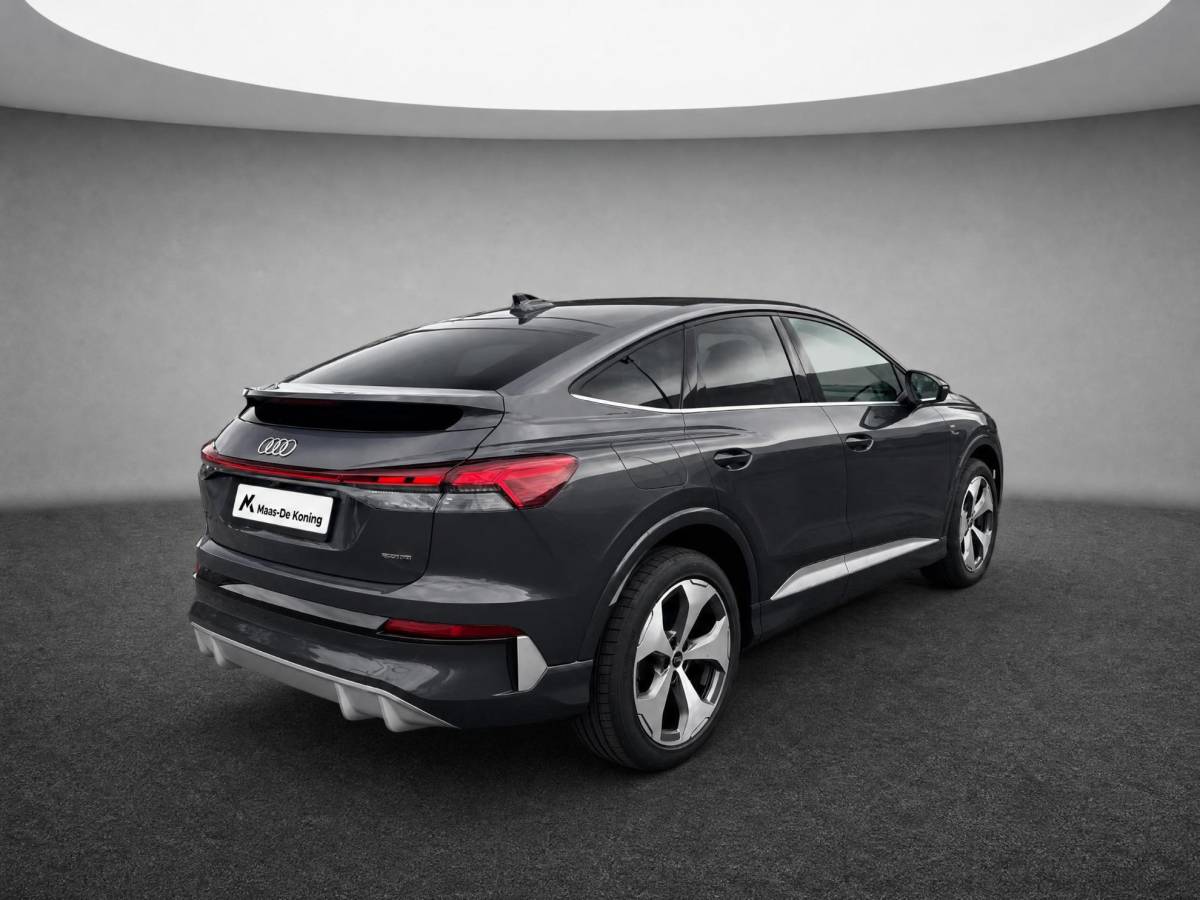Audi Q4 Sportback e-tron Audi Q4 Sportback e-tron S edition quattro performance 82 kWh · Tech Pro · Panorama dak · SONOS Sound · Ambient lighting · Head-up Display