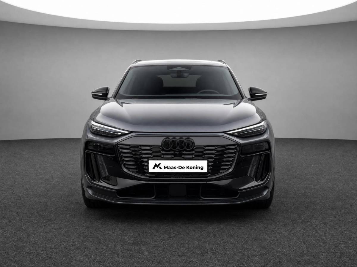 Audi Q6 e-tron Audi Q6 e-tron S edition performance 100 kWh 306 PK · Tech pro · Glazen panoramadak · Trekhaak elek. wegklapbaar · Optiekpakket zwart
