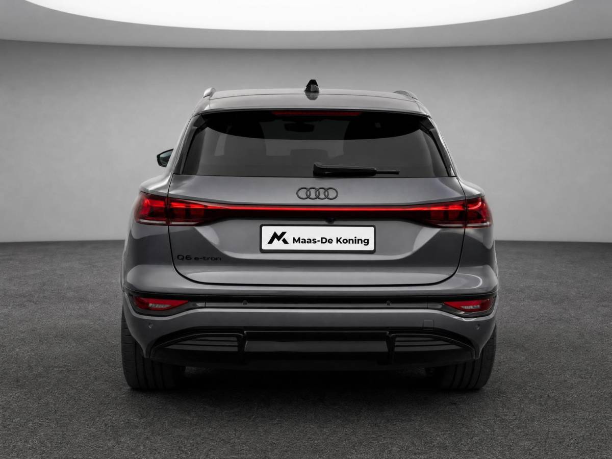 Audi Q6 e-tron Audi Q6 e-tron S edition performance 100 kWh 306 PK · Tech pro · Glazen panoramadak · Trekhaak elek. wegklapbaar · Optiekpakket zwart