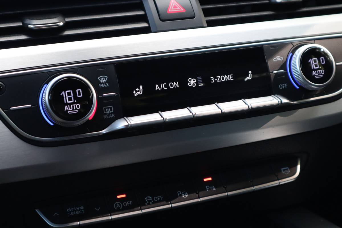 Audi A4 Audi A4 Limousine 2.0 TFSI ultra Sport S-line | 360 Camera | B&O | Sfeerverlichting |