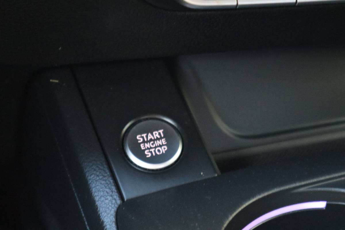 Audi A4 Audi A4 Limousine 2.0 TFSI ultra Sport S-line | 360 Camera | B&O | Sfeerverlichting |