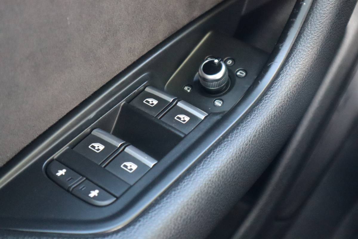 Audi A4 Audi A4 Limousine 2.0 TFSI ultra Sport S-line | 360 Camera | B&O | Sfeerverlichting |