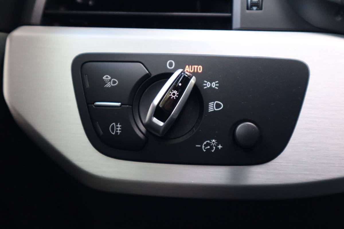Audi A4 Audi A4 Limousine 2.0 TFSI ultra Sport S-line | 360 Camera | B&O | Sfeerverlichting |