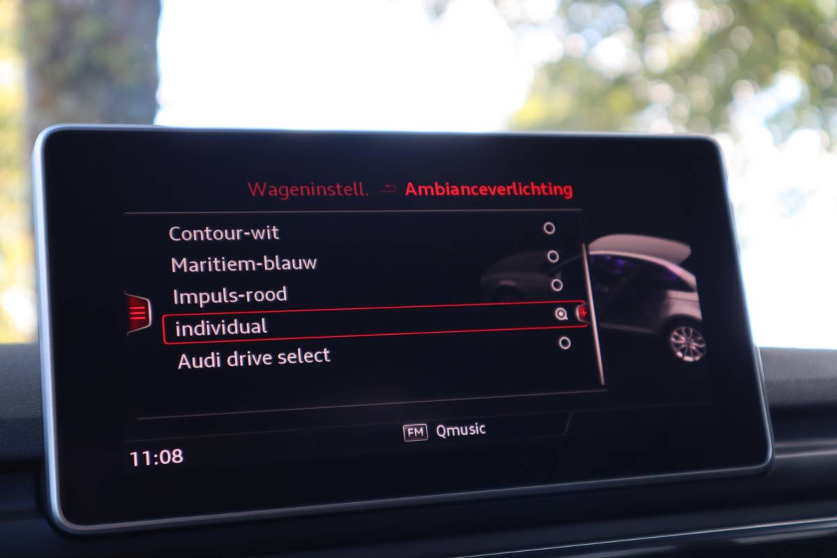 Audi A4 Audi A4 Limousine 2.0 TFSI ultra Sport S-line | 360 Camera | B&O | Sfeerverlichting |