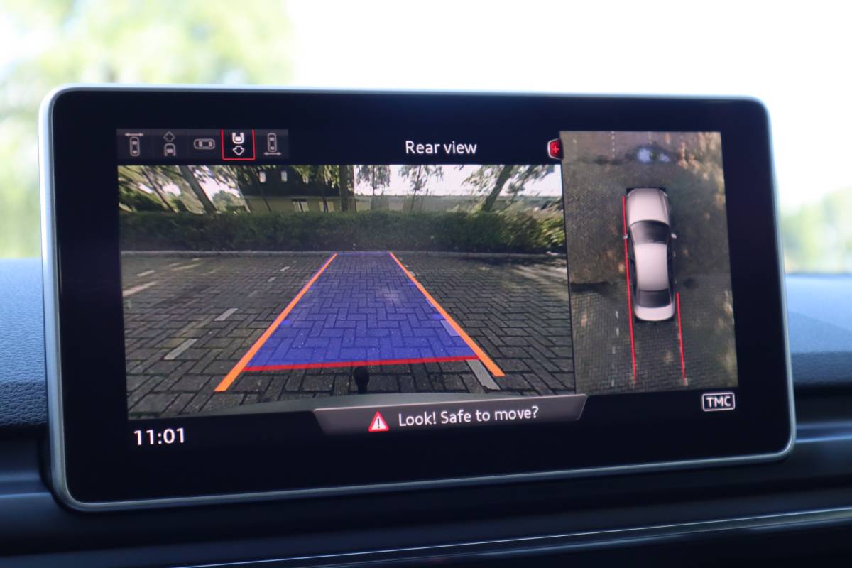Audi A4 Audi A4 Limousine 2.0 TFSI ultra Sport S-line | 360 Camera | B&O | Sfeerverlichting |