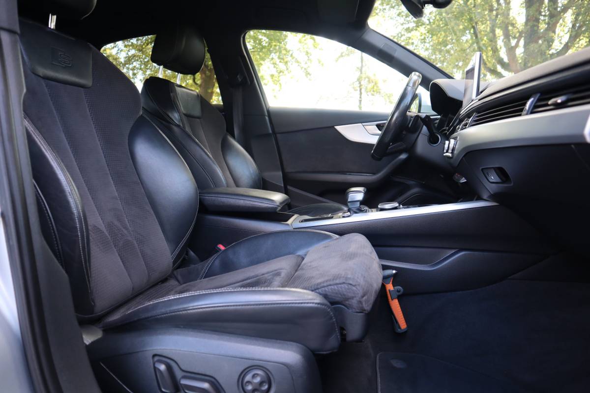Audi A4 Audi A4 Limousine 2.0 TFSI ultra Sport S-line | 360 Camera | B&O | Sfeerverlichting |
