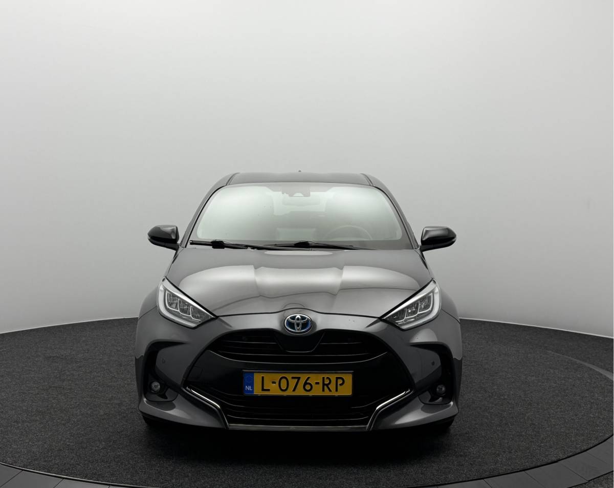 Toyota Yaris Toyota Yaris 1.5 Hybrid Executive | FabrieksGarantie | Head-Up Display | JBL Audio | Navigatie | Parkeersensoren | Camera