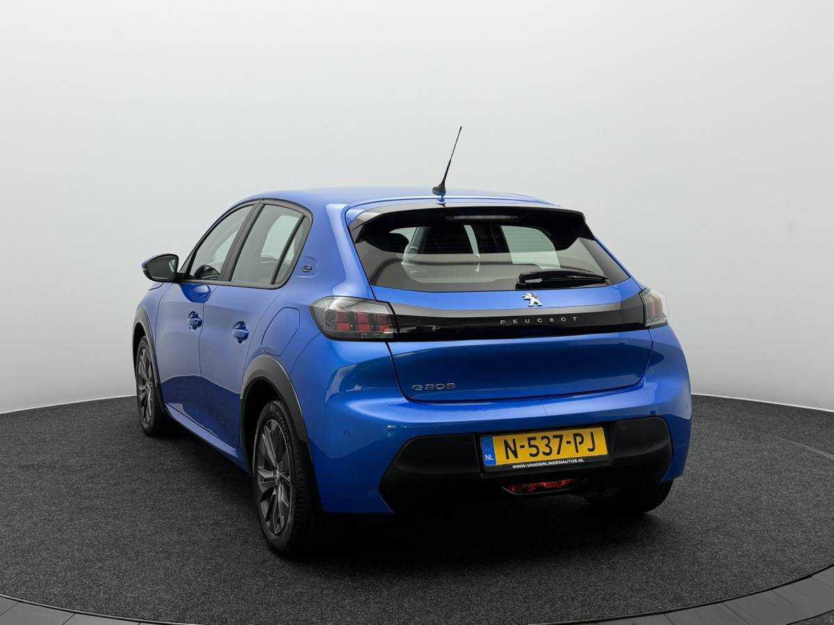 Peugeot e-208 Peugeot e-208 EV Blue Lease Active 50 kWh 3-Fase SOH 93,2% | Navigatie | Carplay&Android | Full-Led