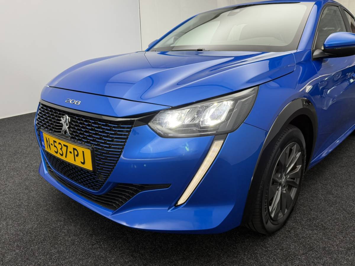 Peugeot e-208 Peugeot e-208 EV Blue Lease Active 50 kWh 3-Fase SOH 93,2% | Navigatie | Carplay&Android | Full-Led
