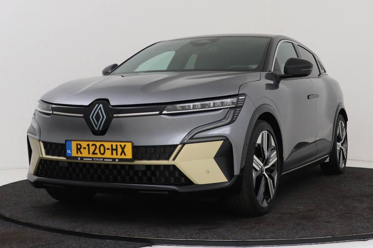 Renault Megane E-Tech Renault Megane E-Tech EV60 Optimum Charge Iconic | Org. NL | Android Automotive | CarPlay | Massage | Stoelverwarming | 360 Camera