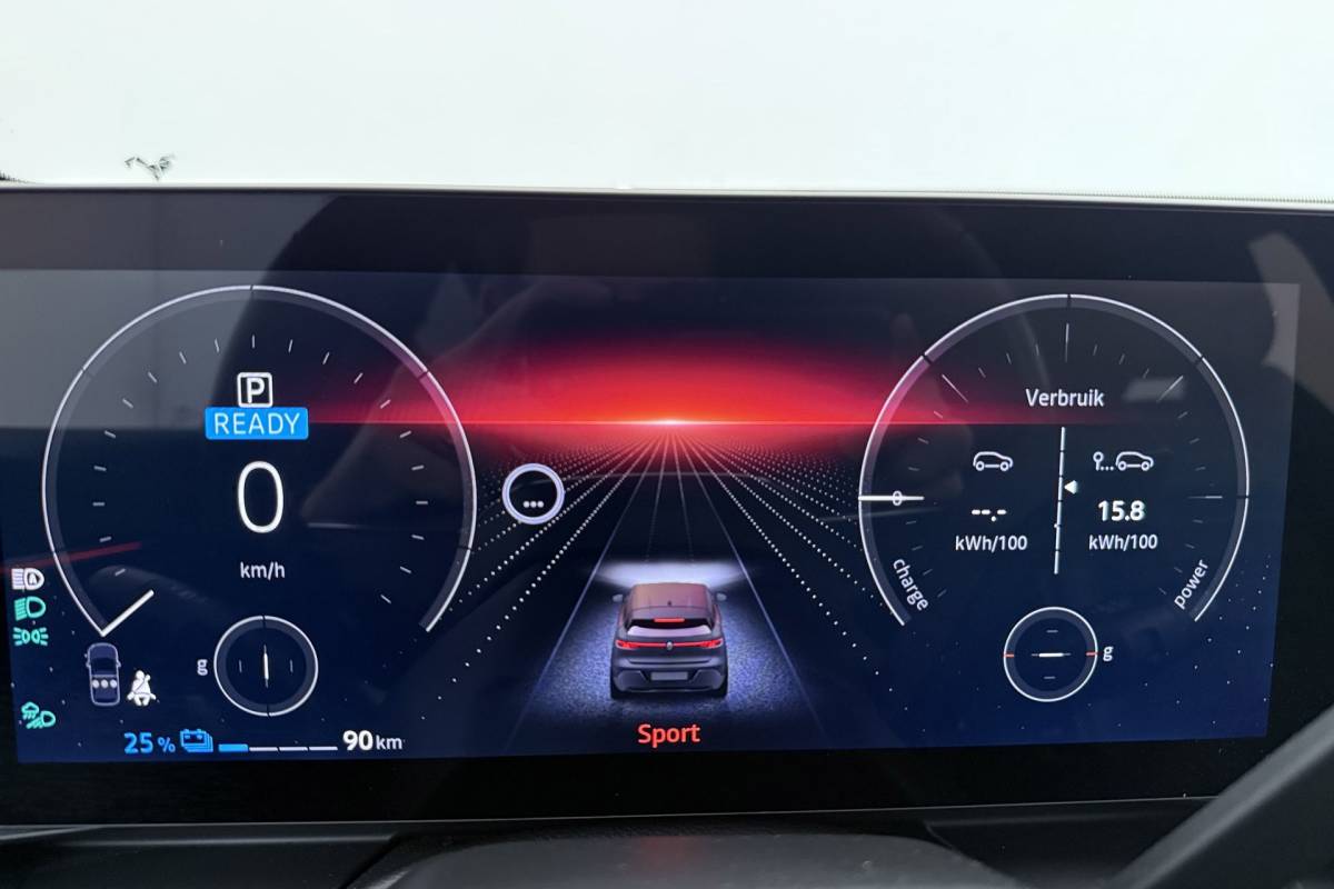 Renault Megane E-Tech Renault Megane E-Tech EV60 Optimum Charge Iconic | Org. NL | Android Automotive | CarPlay | Massage | Stoelverwarming | 360 Camera