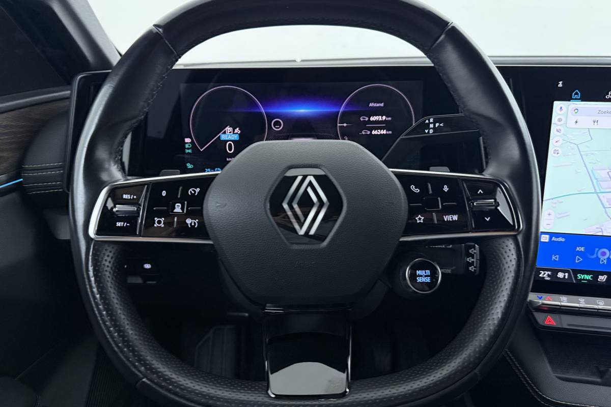 Renault Megane E-Tech Renault Megane E-Tech EV60 Optimum Charge Iconic | Org. NL | Android Automotive | CarPlay | Massage | Stoelverwarming | 360 Camera