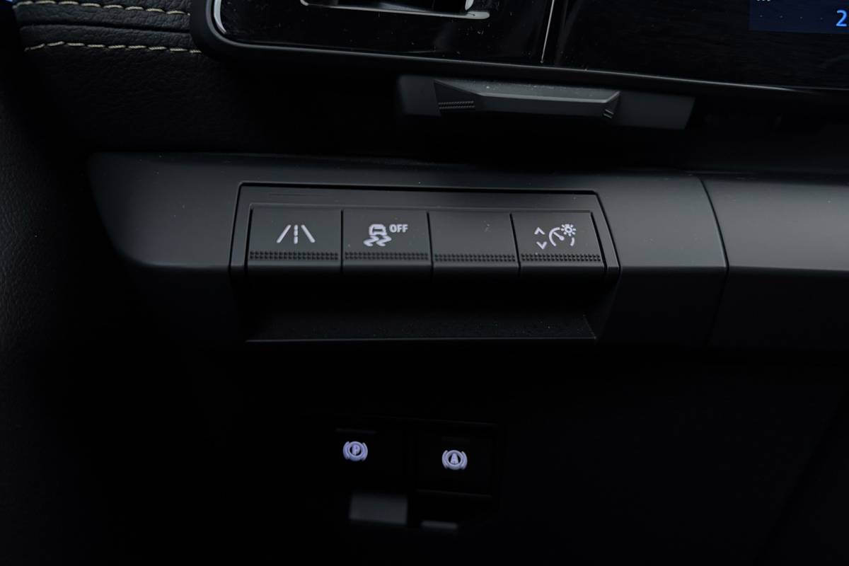 Renault Megane E-Tech Renault Megane E-Tech EV60 Optimum Charge Iconic | Org. NL | Android Automotive | CarPlay | Massage | Stoelverwarming | 360 Camera
