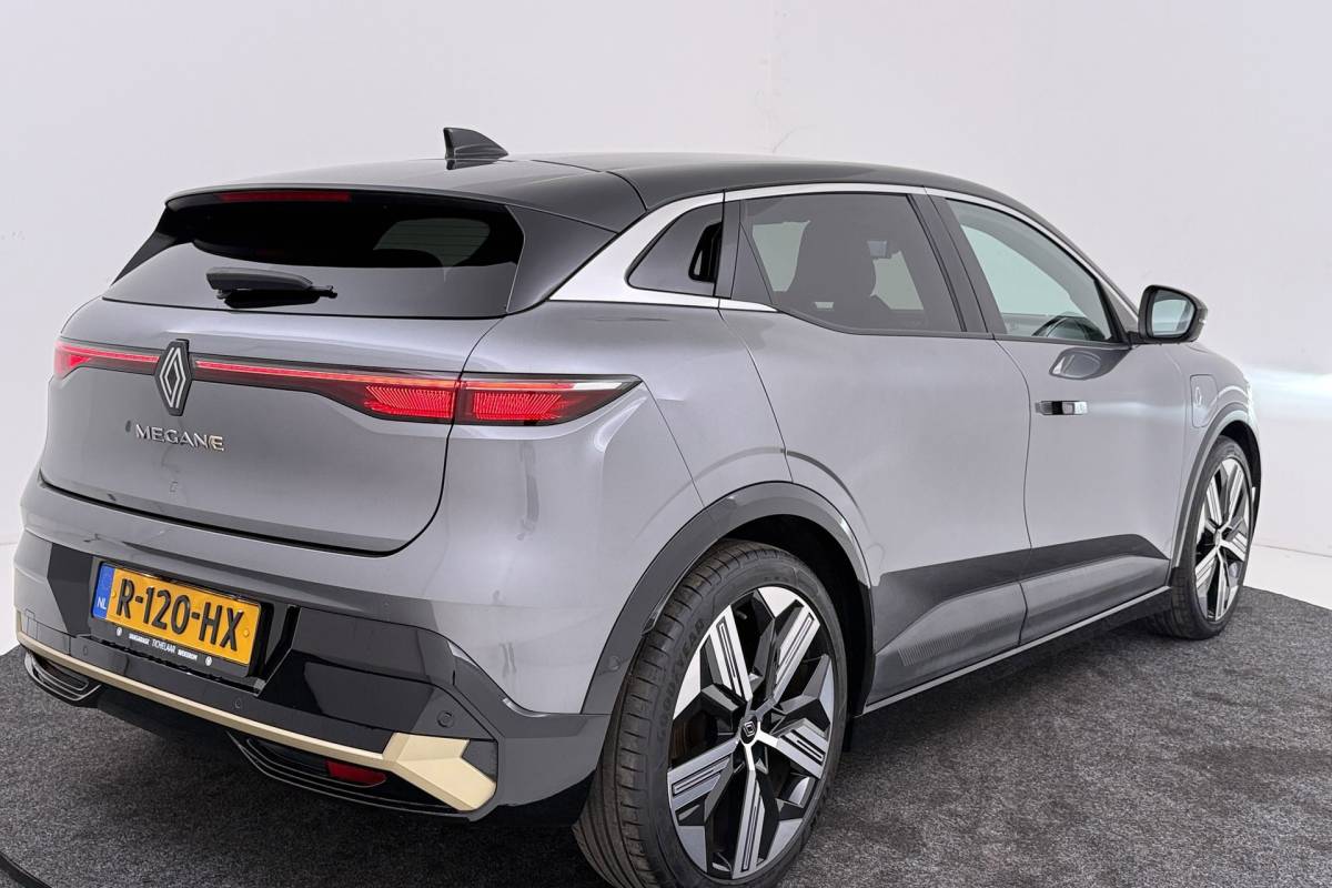 Renault Megane E-Tech Renault Megane E-Tech EV60 Optimum Charge Iconic | Org. NL | Android Automotive | CarPlay | Massage | Stoelverwarming | 360 Camera