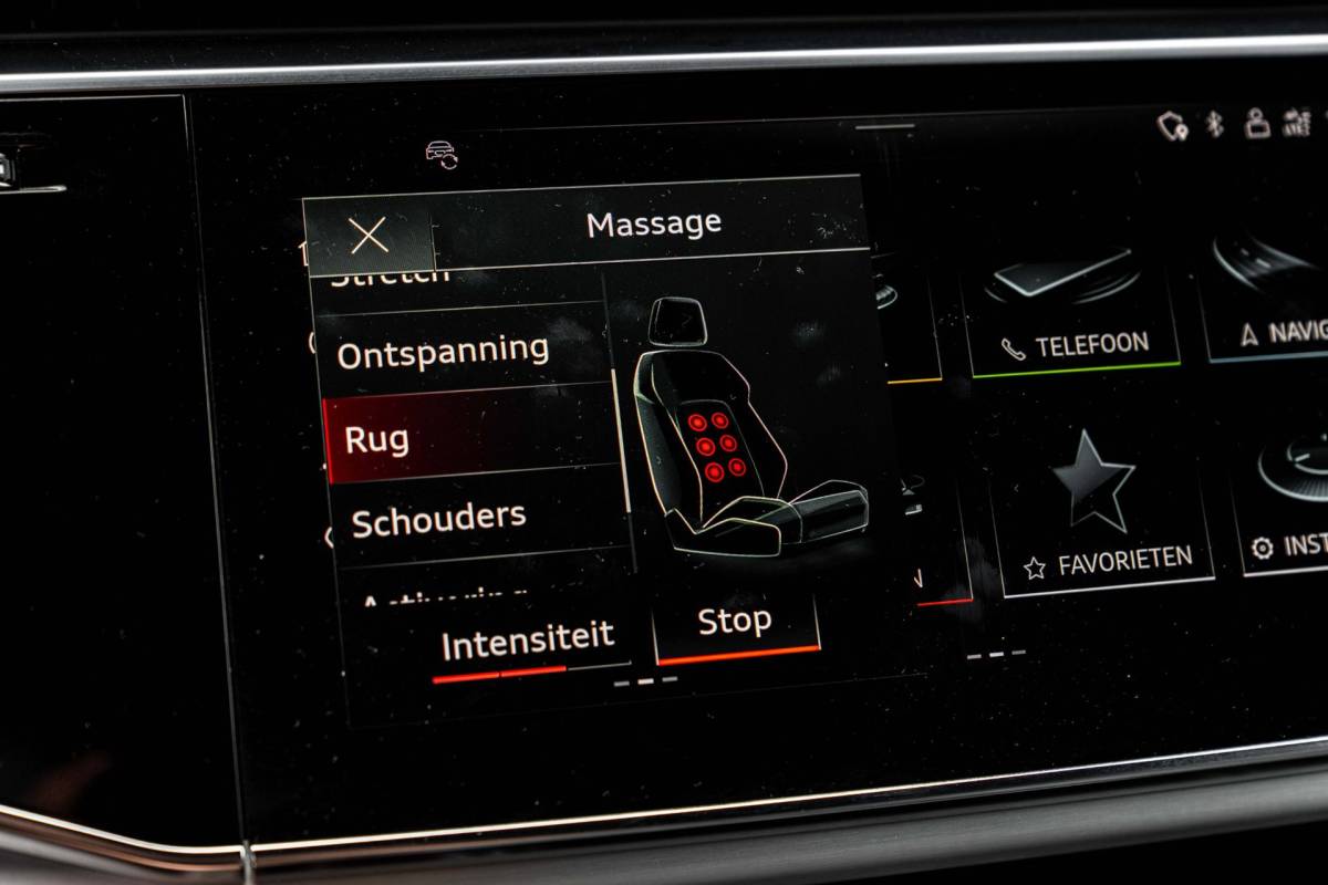 Audi Q7 Audi Q7 60 TFSI e Quattro Competition Luchtvering Elek. Trekhaak Massage Matrix B&O Stoelverw/Ventilatie 22”