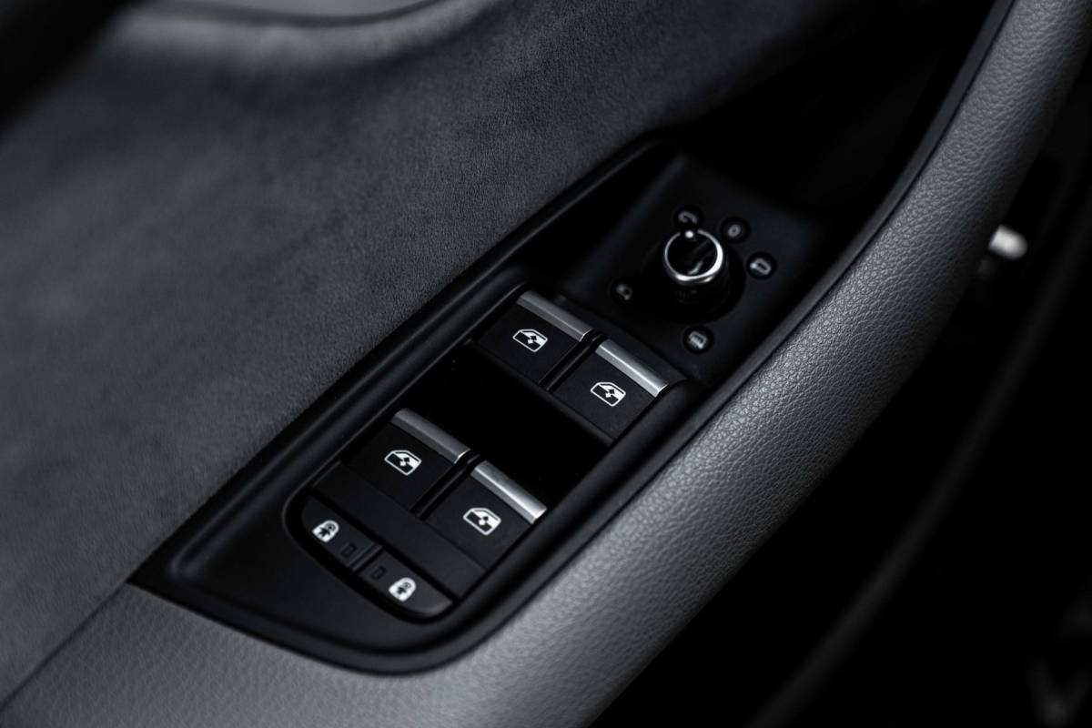Audi Q7 Audi Q7 60 TFSI e Quattro Competition Luchtvering Elek. Trekhaak Massage Matrix B&O Stoelverw/Ventilatie 22”