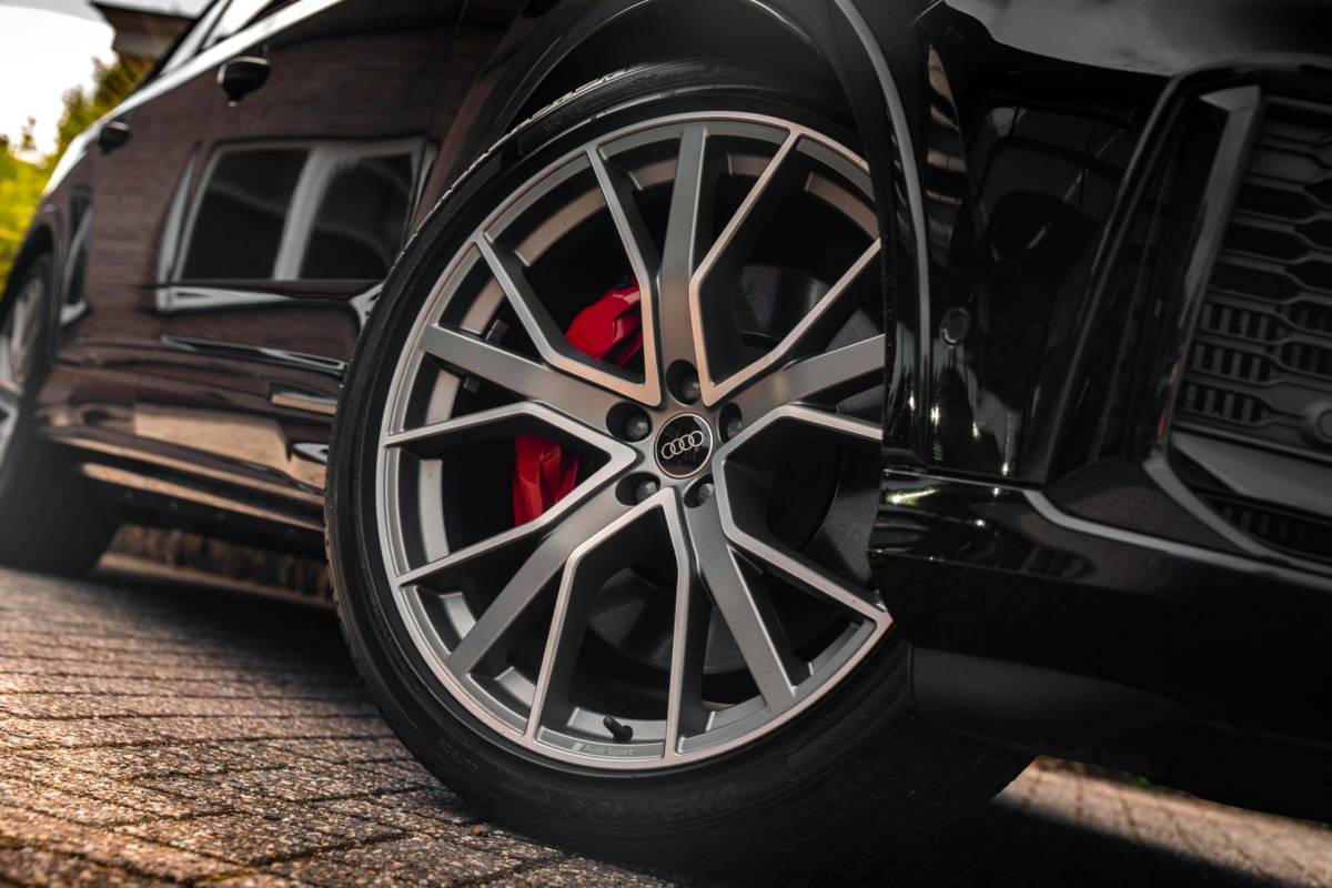 Audi Q7 Audi Q7 60 TFSI e Quattro Competition Luchtvering Elek. Trekhaak Massage Matrix B&O Stoelverw/Ventilatie 22”