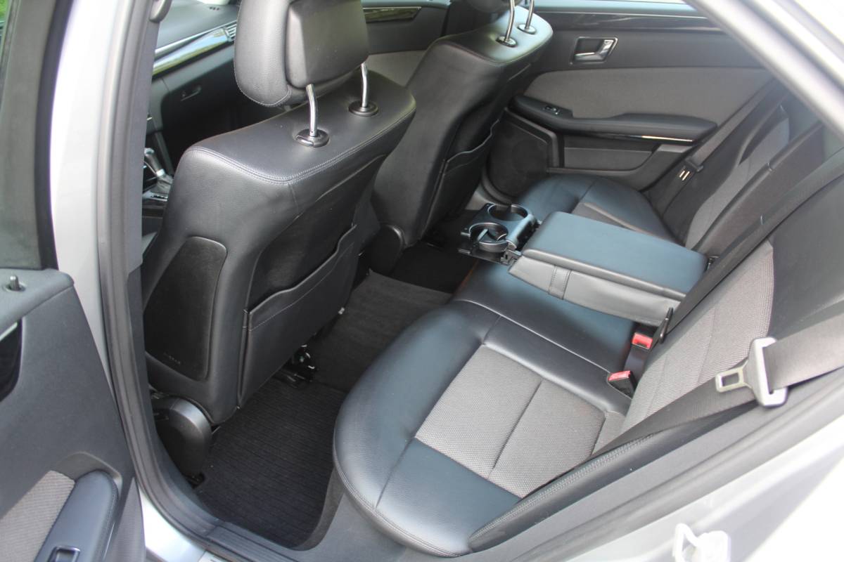 Mercedes-Benz E-Klasse Mercedes-Benz E-klasse 250 CGI Avantgarde 204PK Automaat | Navigatie | Parkeersensoren | Climate Control